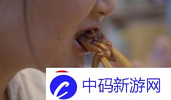 嘴嚼鸡趣-尺度惊人：潮流游戏里的食鸡风云